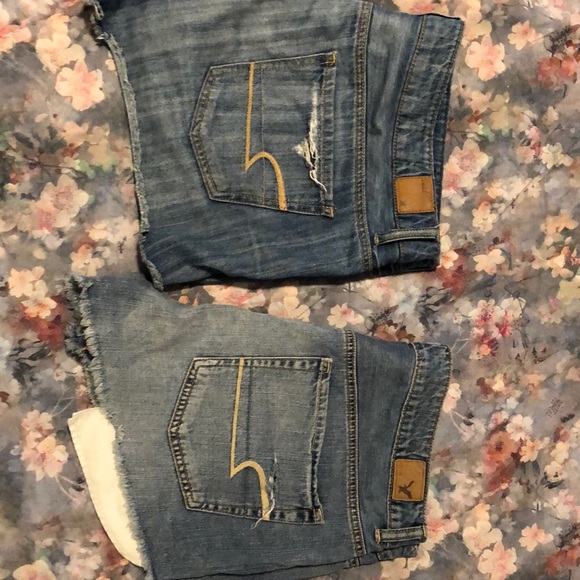 (2) Pairs of American Eagle Jean Shorts - Picture 1 of 9